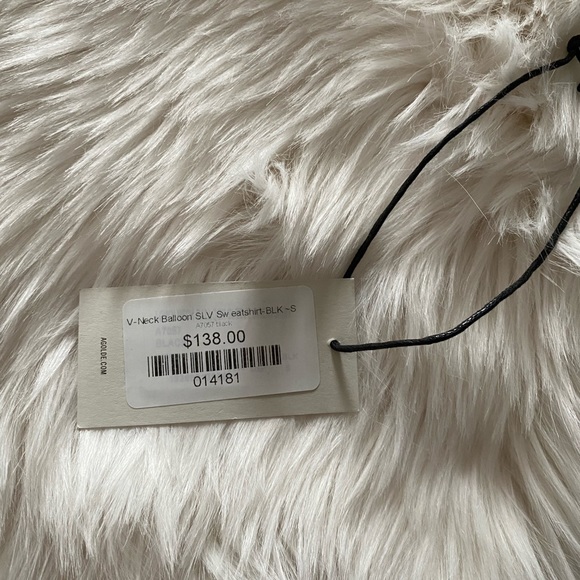 COPY - AGOLDE Balloon Sleeve Sweatshirt - Picture 4 of 5